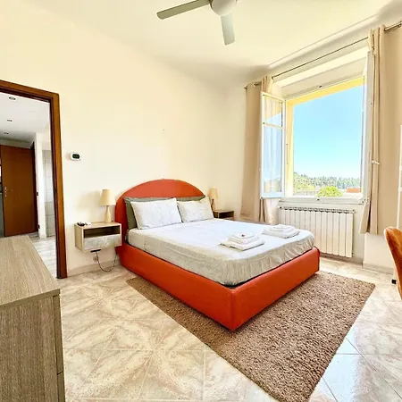 Διαμέρισμα Free Parking, Near The Station