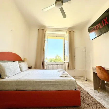 Apartment Free Parking, Near The Station La Spezia